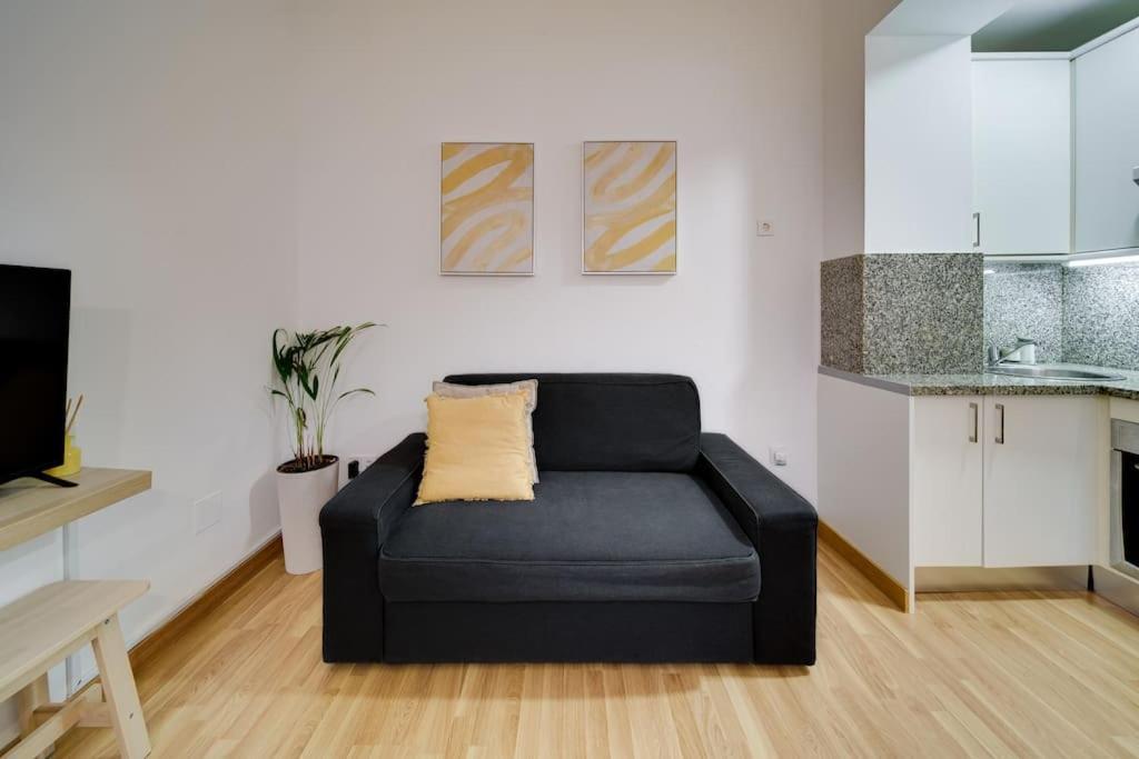 Encantador Apartamento Con Patio Malaga Exterior photo